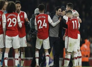 Điểm nhấn vòng 21 Ngoại Hạng Anh