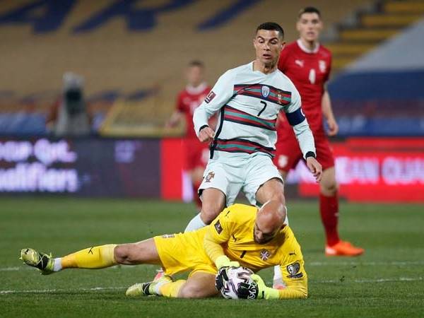 Bóng đá quốc tế 31/3: Ronaldo rực sáng, Bồ Đào Nha chiếm ngôi đầu