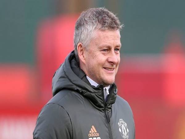 Tin bóng đá 12/4: HLV Solskjaer hy vọng Cavani sẽ ở lại MU