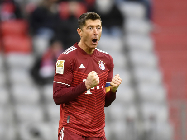 Chuyển nhượng bóng đá quốc tế 11/3: Quỷ đỏ nhắm chiêu mộ Lewandowski