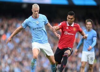 bong-da-qt-4-10-m-u-lot-xac-tran-gap-everton