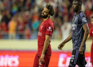 bong-da-qt-12-12-liverpool-va-chelsea-ru-nhau-bai-tran