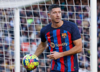 Bóng đá quốc tế sáng 5/1: Lewandowski bị treo giò 3 trận