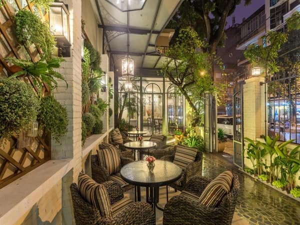 Kinh doanh quan cafe cần bao nhiêu vốn