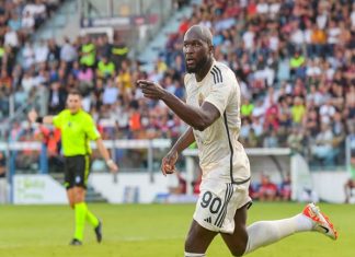 Bóng đá QT 12/10: Lukaku ghi bàn ầm ầm giải cứu Mourinho Lukaku ghi bàn ầm ầm giải cứu Mourinho