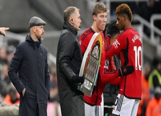Trảm Rashford sẽ mở ra lối thoát cho Ten Hag