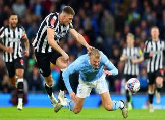 Bóng đá QT 21/3: Newcastle nhận tin khủng khiếp về lực lượng