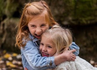 Gặp chị gái là điềm tốt hay xấu? Tham khảo số mấy chuẩn?