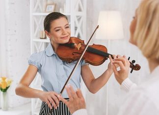 Đi đường nhìn thấy cây đàn là điềm báo rộn ràng tin vui? Giải thích ý nghĩa điềm báo đi đường nhìn thấy cây đàn