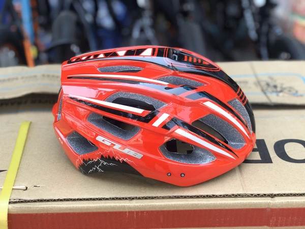 Nhìn thấy mũ bảo hiểm có ảnh hưởng vận mệnh tương lai?