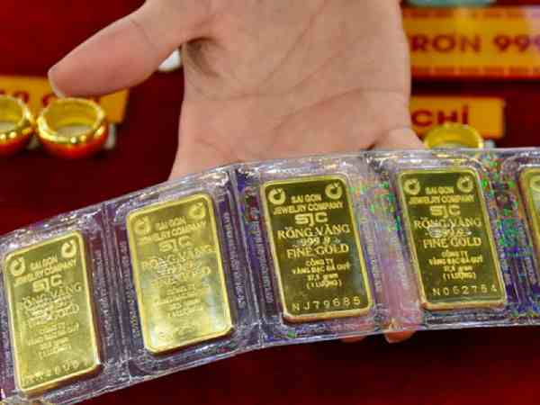 Có nên mua vàng thời điểm hiện tại