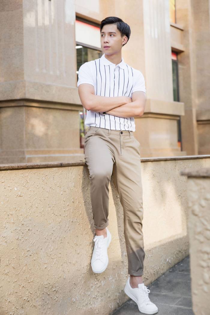 màu be nên mặc áo polo