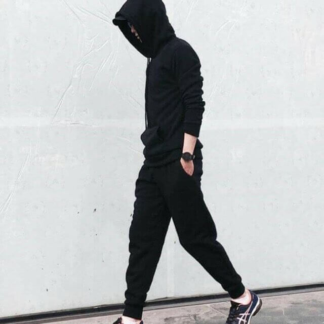 Phối đồ với hoodie nam cá tính với quần jogger Phối đồ với hoodie nam cá tính với quần jogger