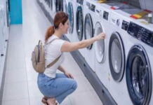 Giải đáp có nên mua máy giặt hàng trưng bày không