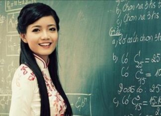 Mơ thấy cô giáo cũ ý nghĩa gì, nên chọn con số nào may mắn?