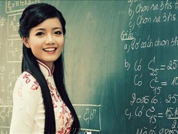 Mơ thấy cô giáo cũ ý nghĩa gì, nên chọn con số nào may mắn?